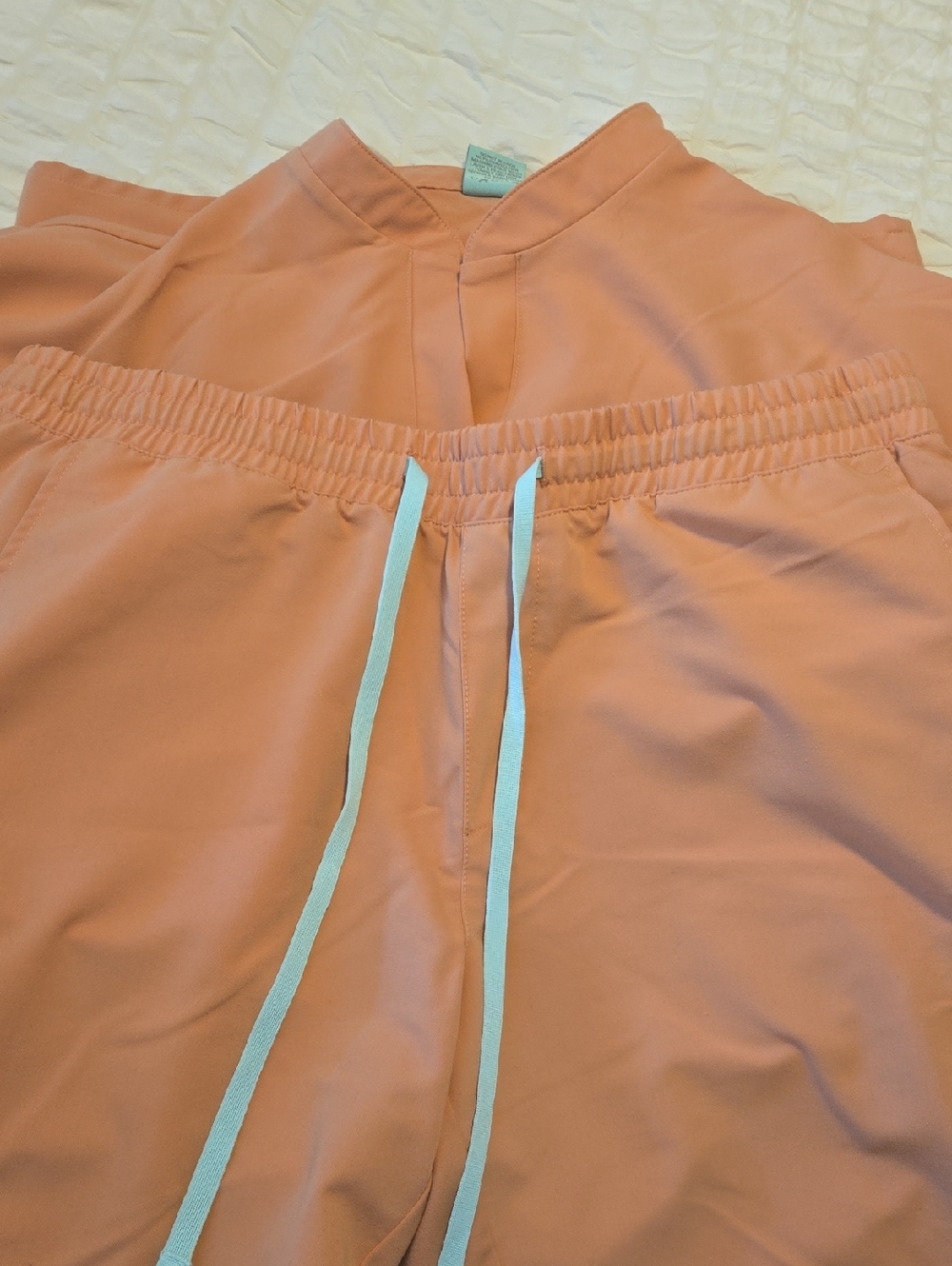 Garde Malade Womens Peach Scrub Set- Charlie XL, Rosie XXL